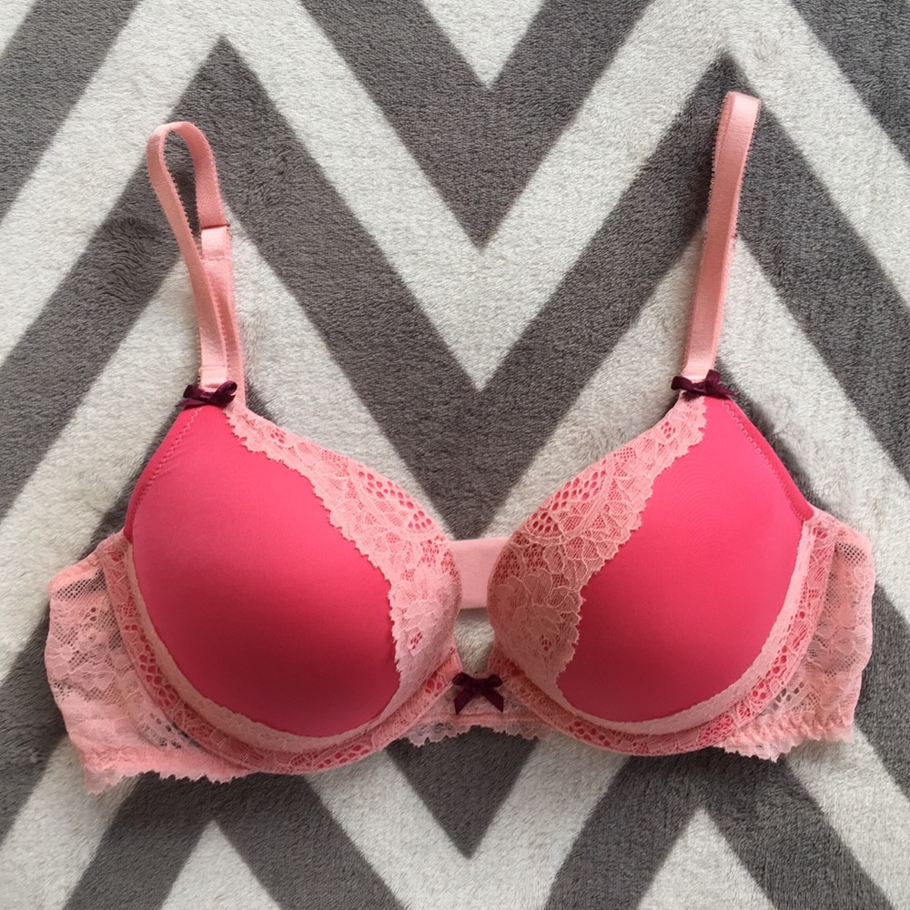 Victoria’s Secret Dream Angels push up bra